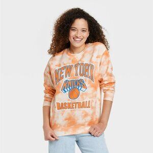 NBA Women’s Pullover New Yorkers Graphic Sweatshirt Cream/Pink Tie-Dye XS